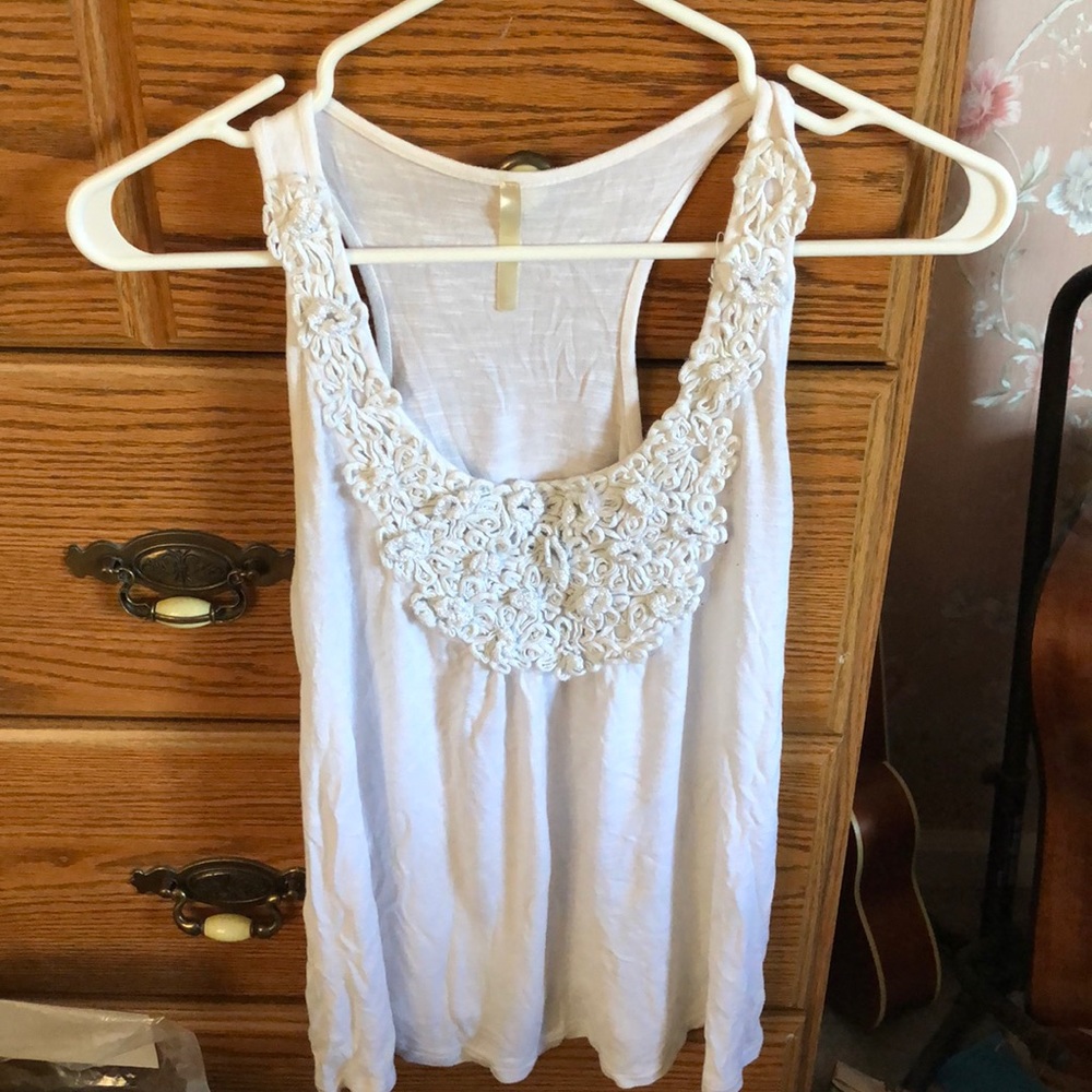 White tank